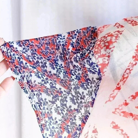 CAbi Size L red/white/blue flutter sleeve geometric print blouse - Picture 4 of 12